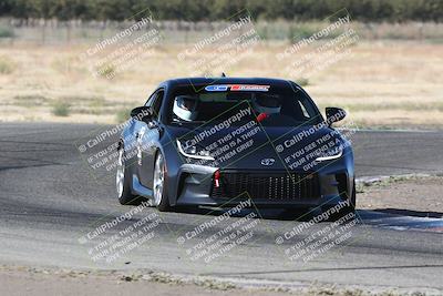 media/Sep-15-2024-Speed Ventures (Sun) [[7a54f7ed2f]]/Black Group/Session 1 (Outside Grapevine)/
